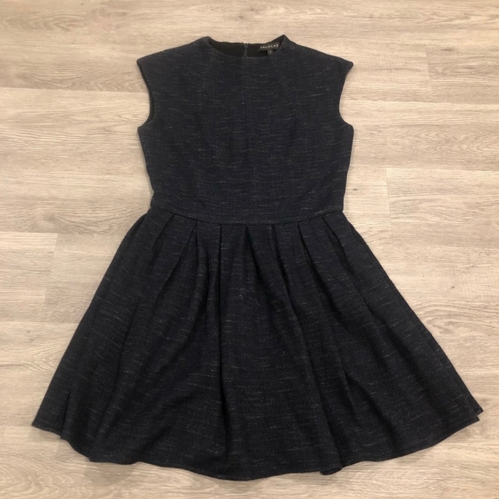 Aritzia Talula Cap Sleeve Flare Dress Size 2